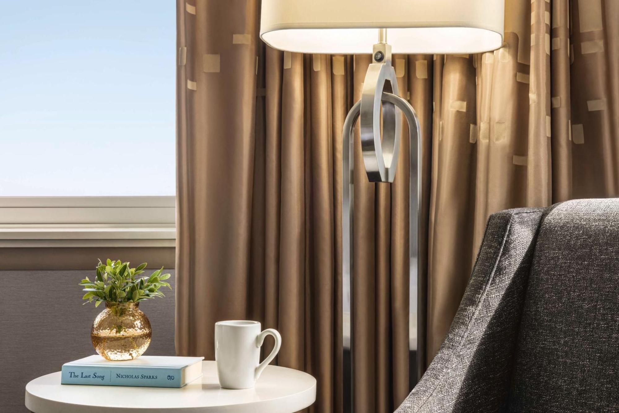 Hilton Philadelphia City Avenue מראה חיצוני תמונה