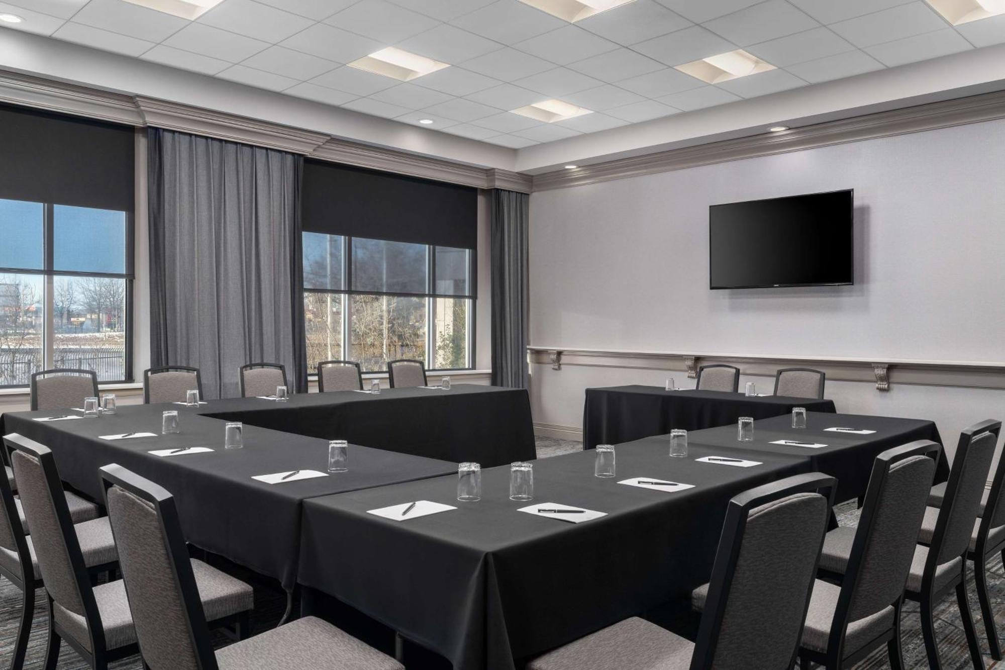Hilton Philadelphia City Avenue מראה חיצוני תמונה